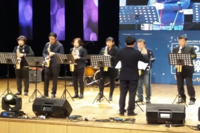 스윙 앙상블 색소폰